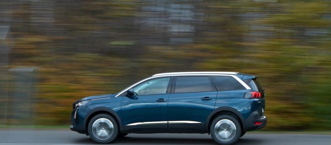 Peugeot-5008-2021-1024-2c-1