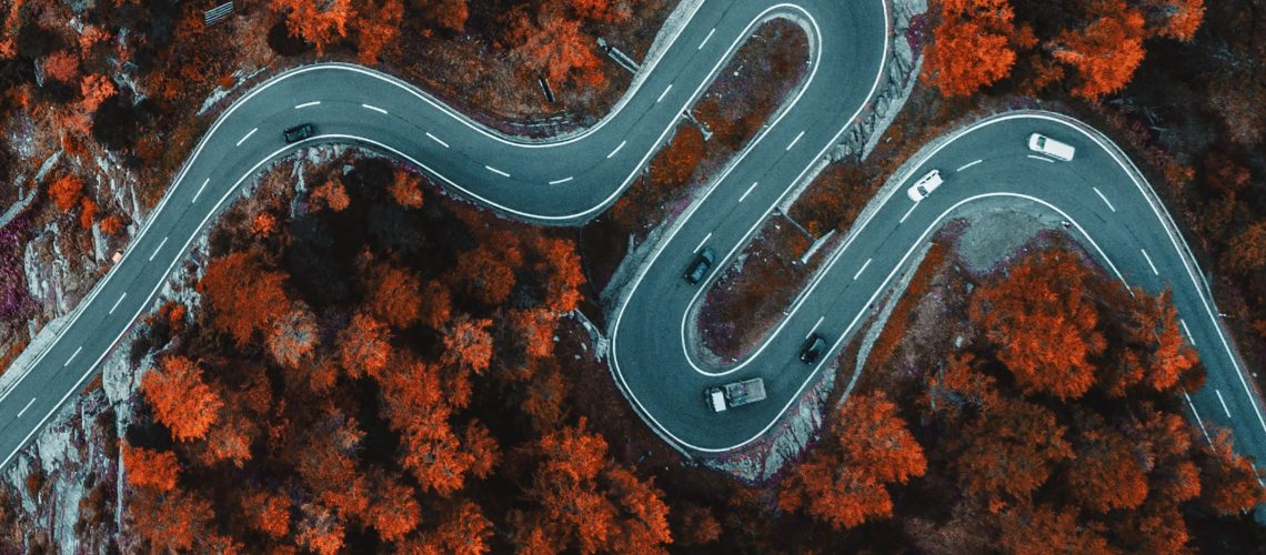 carretera con curvas